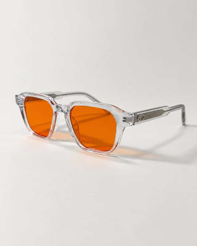 AUR-001-BB C2, clear / orange, three-quarter view.